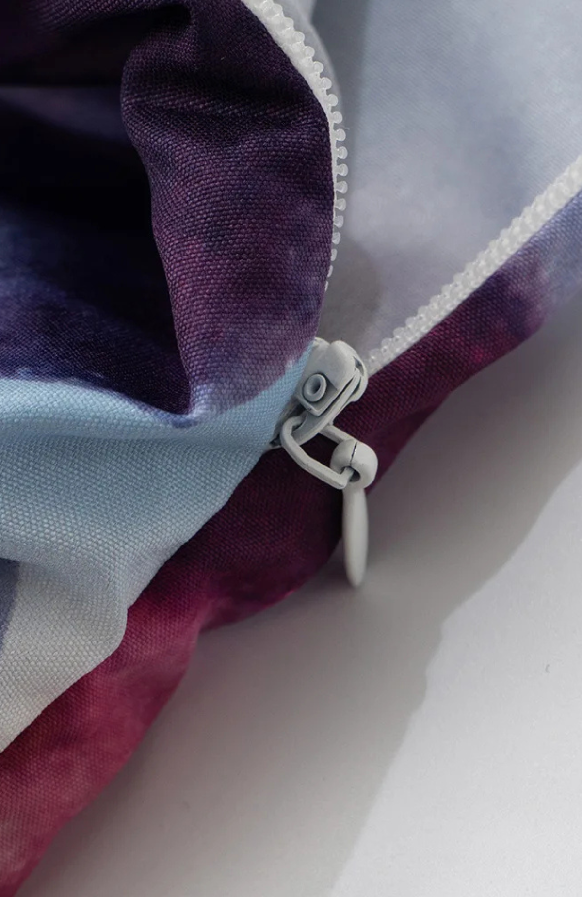 Robe longue satinée "Purple Orchid"